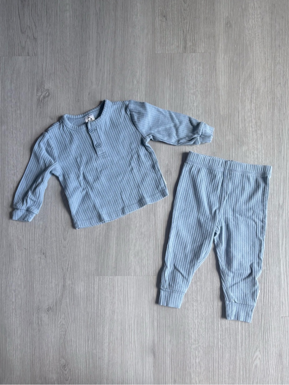 Gerber Baby Outfit- Size 9M